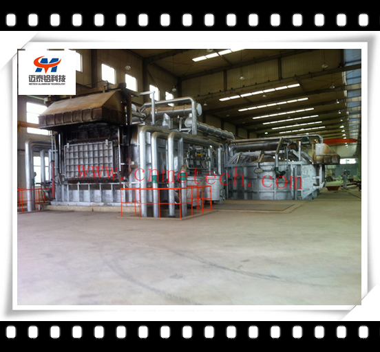 Regenerative aluminum melting furnace